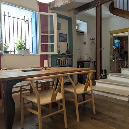 The Artist's House *